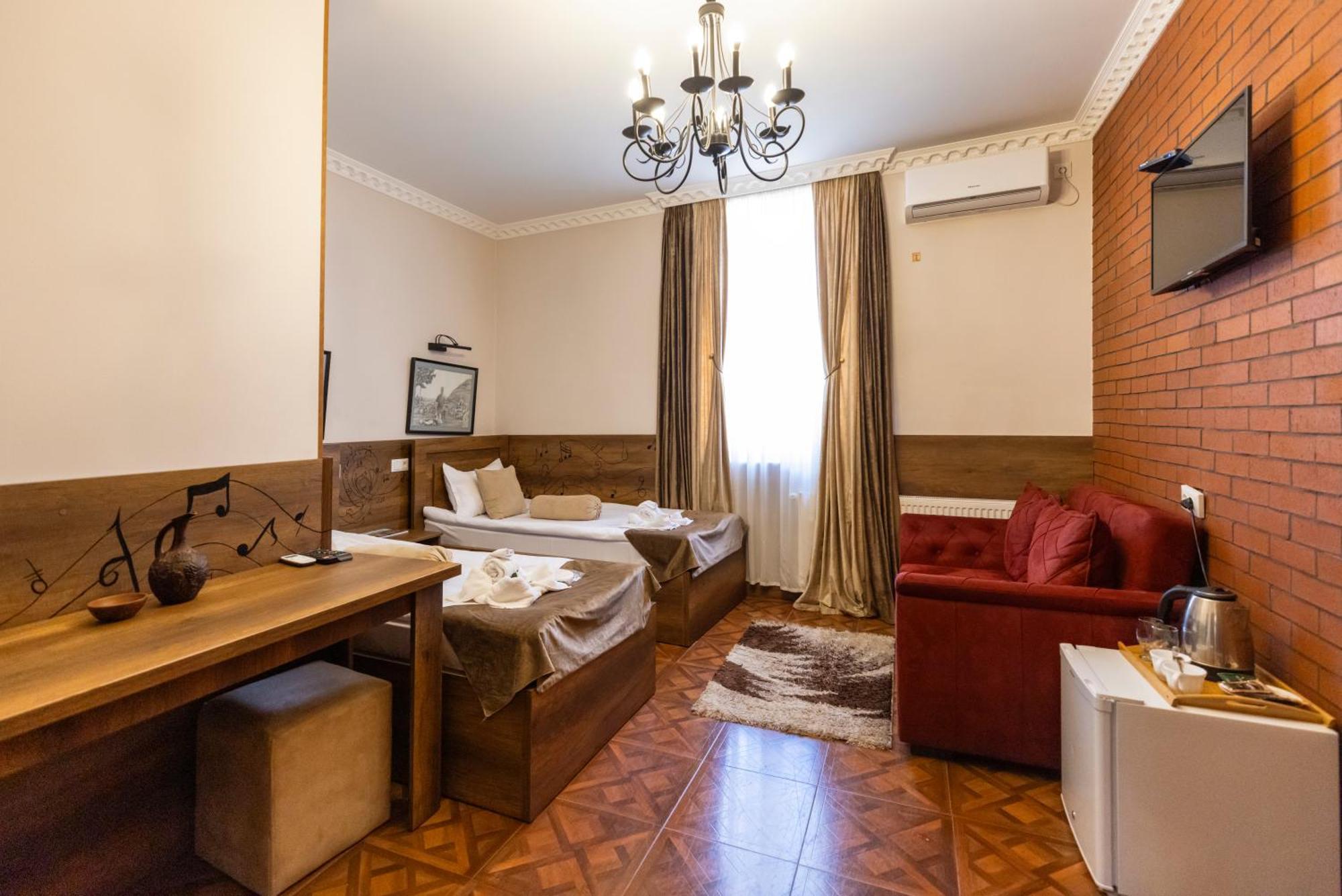 Hestia Boutique Hotel Gori Exterior foto